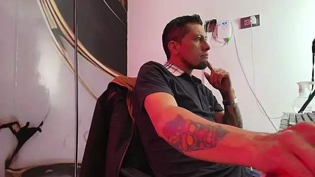 doko Roxy online show from April 12, 1:32 am