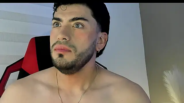 Alexander Diazz online show from April 15, 1:51 pm