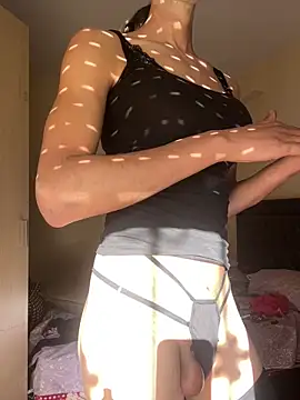 Blacktourmalinee online show from April 14, 4:57 pm