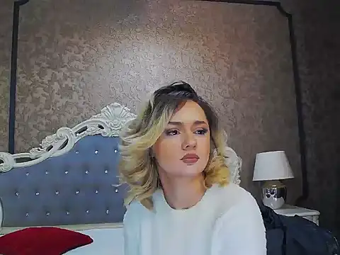 Ivy Quin online show from April 9, 4:01 am