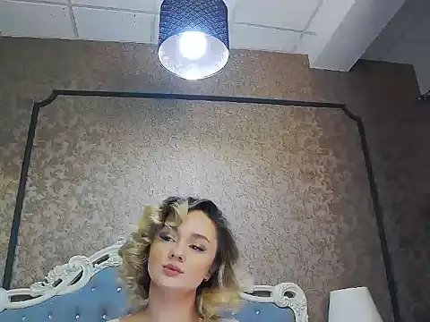 Ivy Quin online show from April 10, 3:56 am