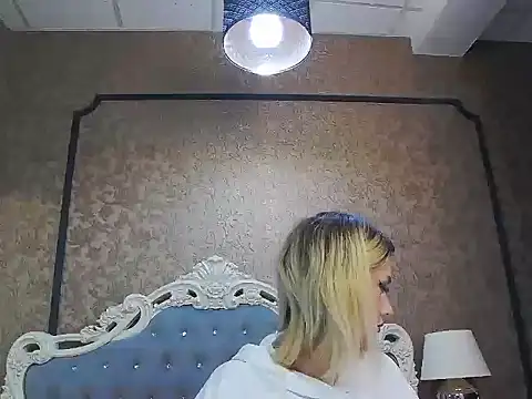 Ivy Quin online show from April 15, 3:24 am