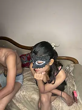 Love Birds00 online show from April 10, 9:25 am