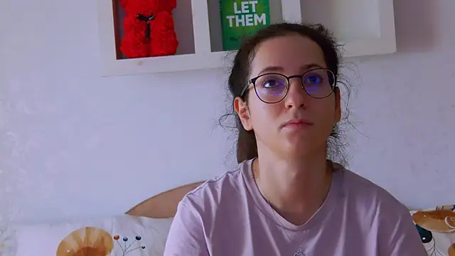 KarolDolly05 online show from April 17, 12:52 pm