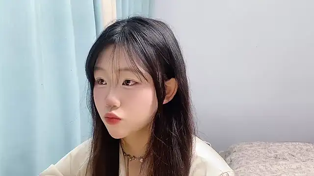 Lilababy00 online show from April 13, 2:39 am