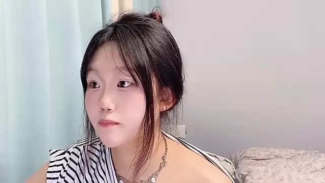 Lilababy00 online show from April 17, 2:09 pm