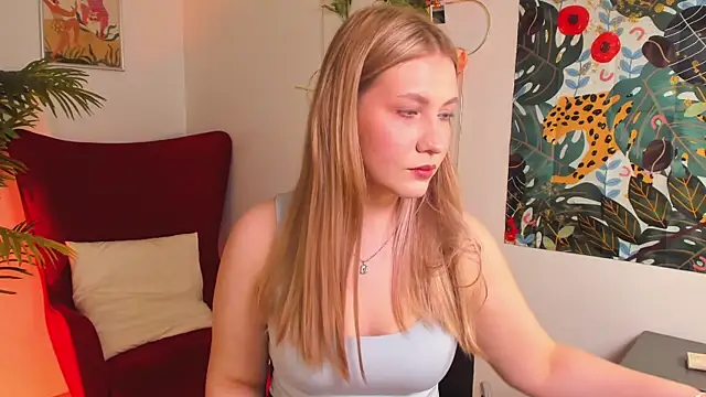 Emilicious online show from April 14, 5:46 am