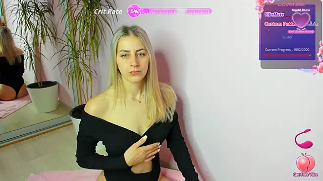 Monica Luno online show from June 2, 2:02 am