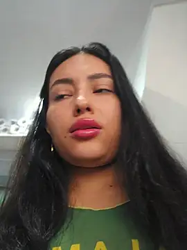 VioletRousee online show from July 17, 2:13 pm