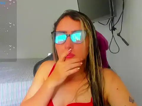 BellaTxM  online show from April 14, 7:42 pm