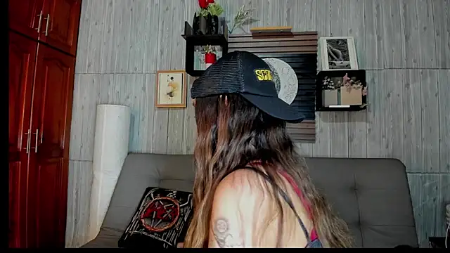 Alucarda666 online show from July 1, 8:52 pm