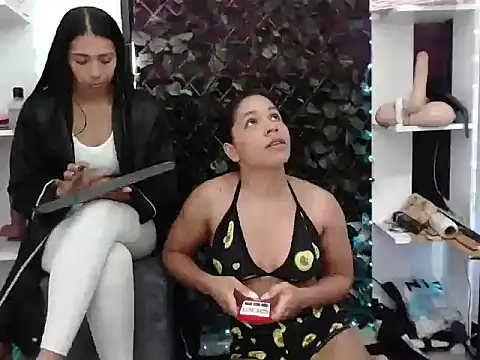 Snapshot of april_seven chatting on April 28, 1:38 pm april seven online show from April 28, 1:38 pm
