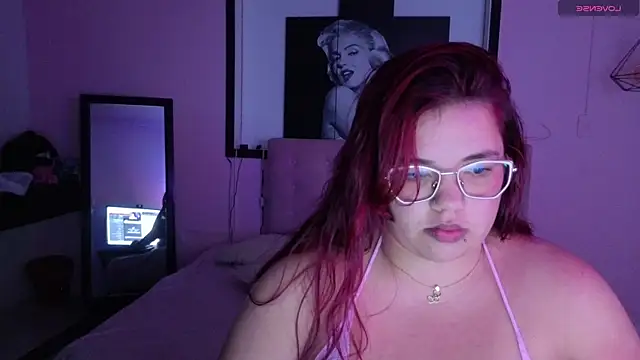 Sweet cat t online show from April 12, 8:19 am