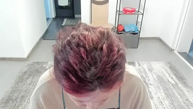 CatherineRowe online show from January 19, 11:56 am