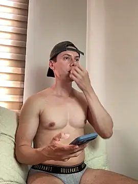 Joohny fox online show from April 15, 4:03 pm