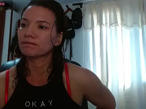 valery fitt online show from April 15, 1:18 pm