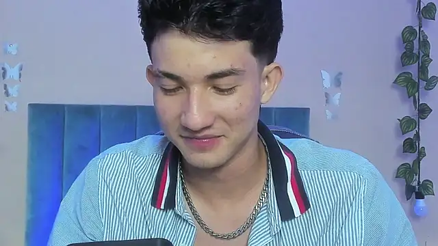 angel of sinn online show from April 18, 4:16 am