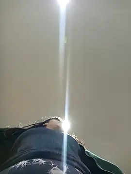 celeste beacker online show from April 17, 1:41 am