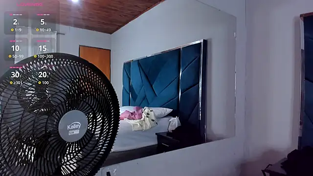 Samantha Walton online show from April 11, 5:50 pm