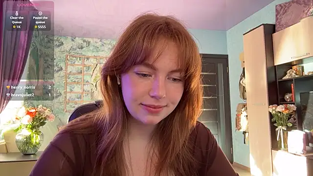 FairyFl0ra online show from April 14, 1:11 am