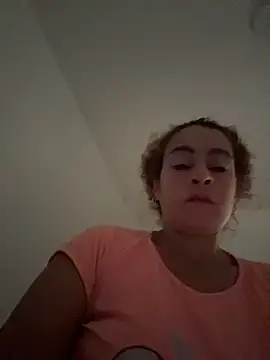 Snapshot of Natigoonzalez chatting on April 29, 1:37 pm Natigoonzalez online show from April 29, 1:37 pm