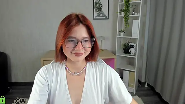 Lessi Panic online show from June 22, 12:56 am