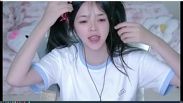 yaya-a online show from April 10, 9:58 am