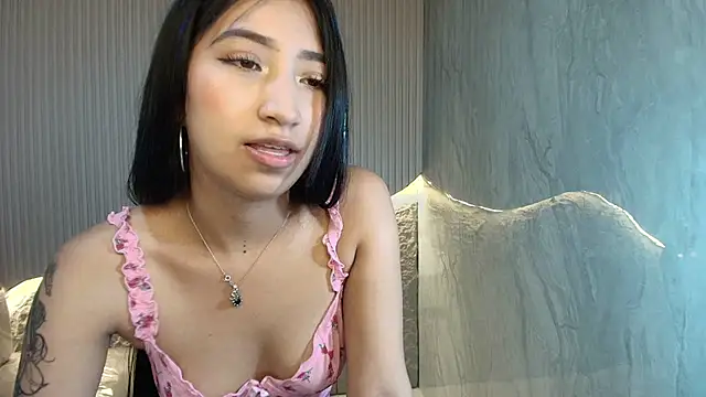 Snapshot of sol__r chatting on June 28, 3:12 am sol r online show from June 28, 3:12 am