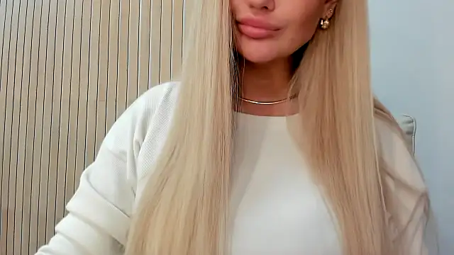 Snapshot of Anastaeisha chatting on April 10, 7:46 am Anastaeisha online show from April 10, 7:46 am