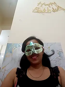 Charming-Cherry online show from April 18, 10:10 pm