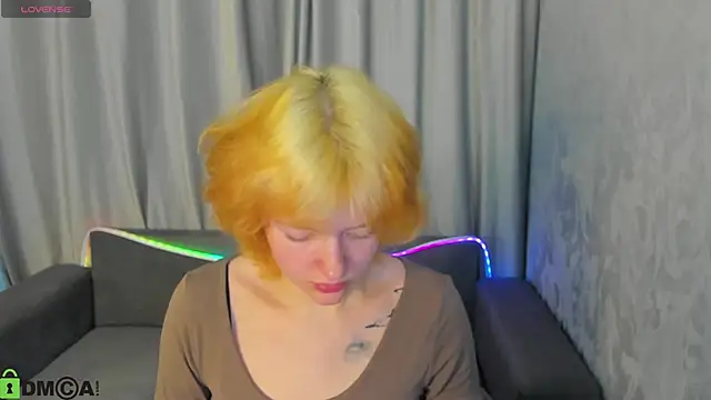 Star Bee online show from April 21, 1:07 am