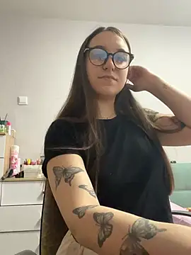 RiannaBrown online show from April 17, 3:09 am