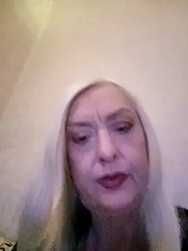 Julia20X online show from April 17, 11:35 am