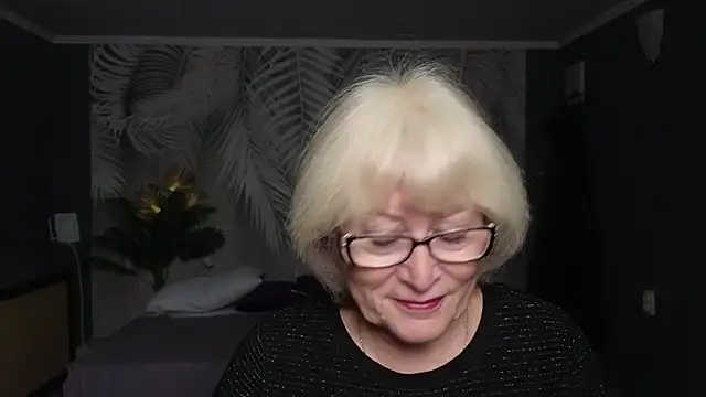 Zuri Zodiac online show from April 20, 6:16 am