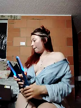 Snapshot of MorganaTheQueen chatting on April 27, 2:53 am MorganaTheQueen online show from April 27, 2:53 am