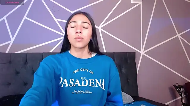 Violett1126 online show from April 14, 4:40 am