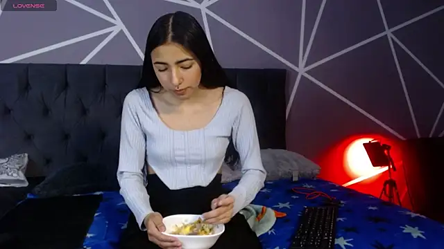 Violett1126 online show from April 17, 4:26 am