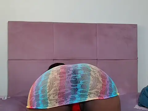 MistressZandy online show from April 15, 7:04 am