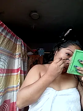 gatita2303 online show from April 9, 10:04 pm