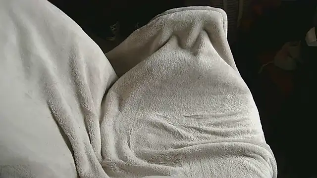 High on Skittles online show from April 16, 12:50 pm