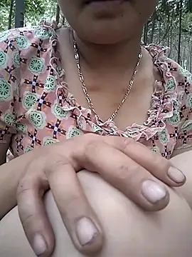 giahan1 online show from April 17, 10:40 am