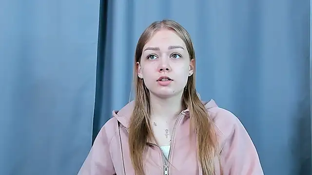 DianneBribiesca online show from April 15, 10:33 am