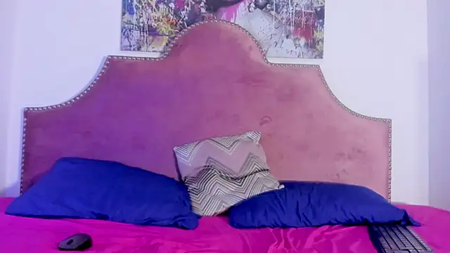 LiamKron online show from April 12, 11:37 am