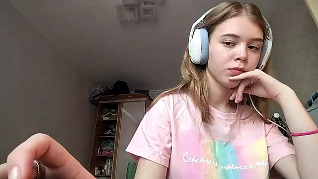 HebrewRiding online show from April 16, 8:04 am