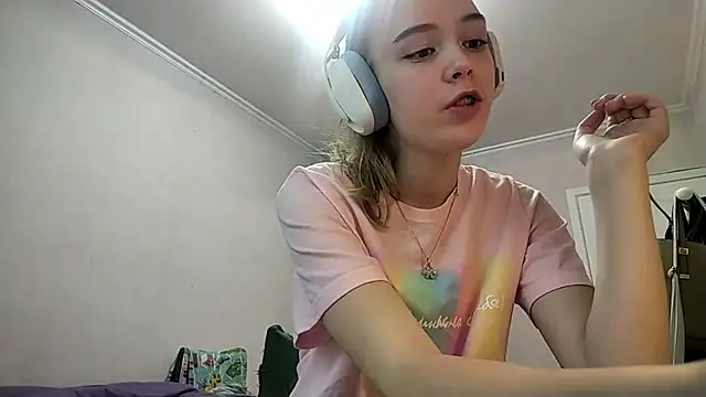 HebrewRiding online show from April 17, 8:06 am