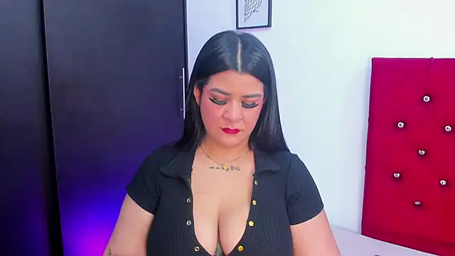 Katty West online show from April 15, 7:32 pm