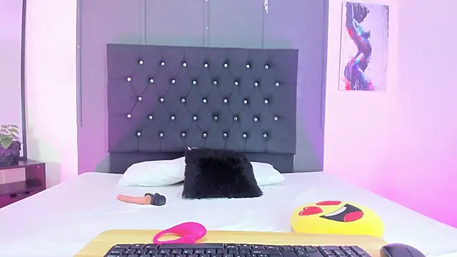 AnastasiaSiren  online show from April 13, 4:07 am