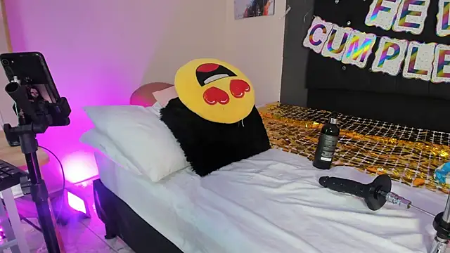 AnastasiaSiren  online show from April 14, 4:51 am