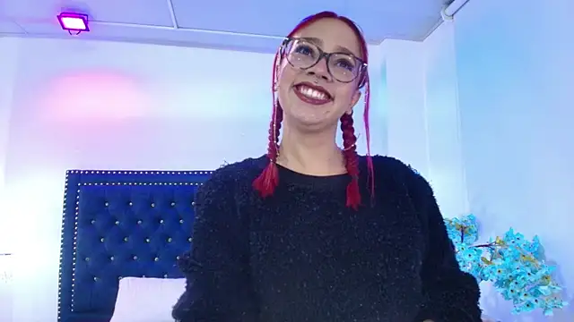 Amelie adams online show from April 16, 11:11 am