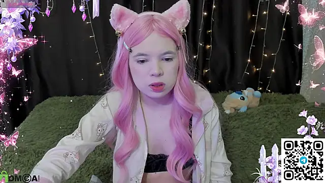 MisaRisaChan online show from April 16, 8:26 am